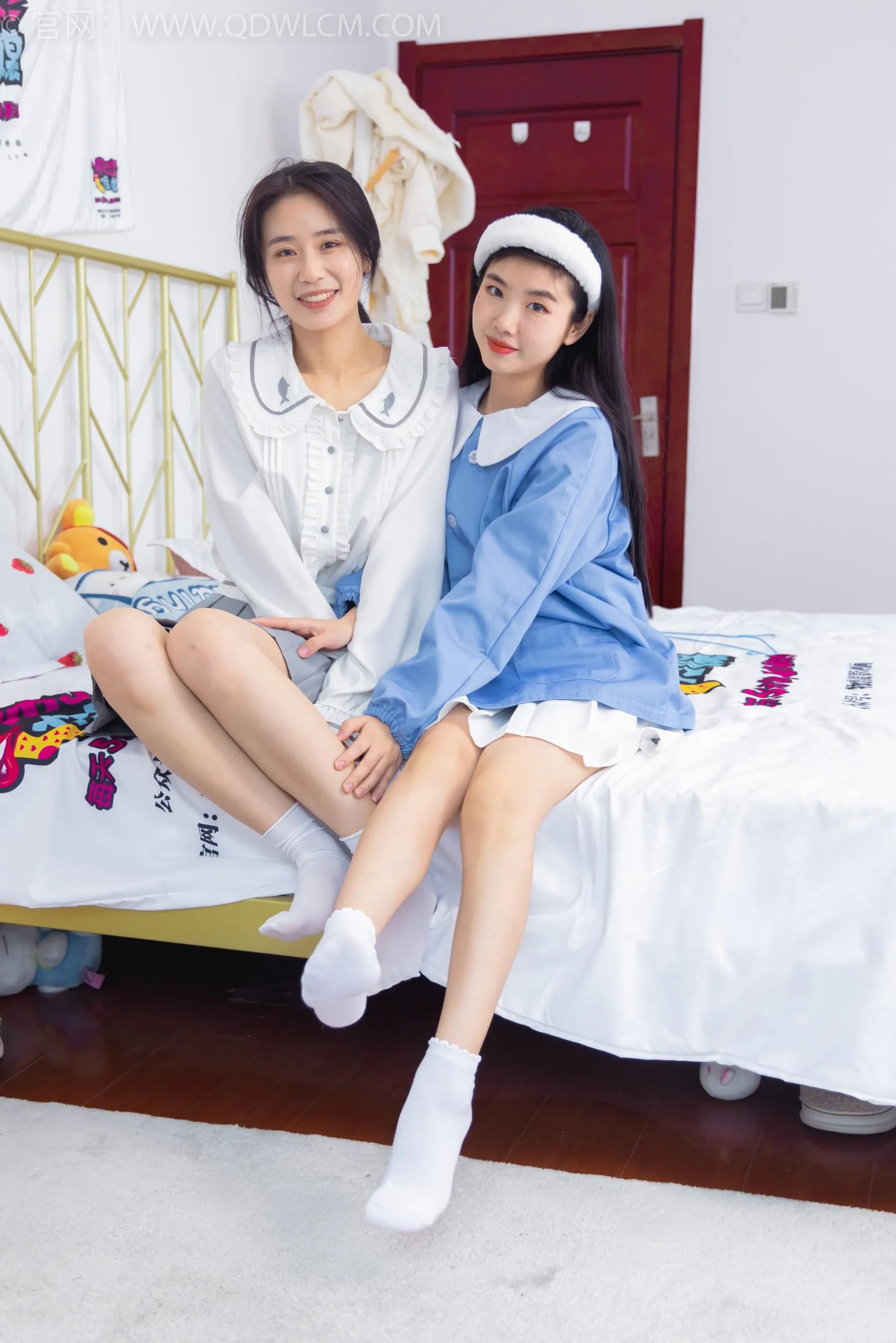 物恋传媒 NO.1534 菜菜米米-双生花 [170P]插图5